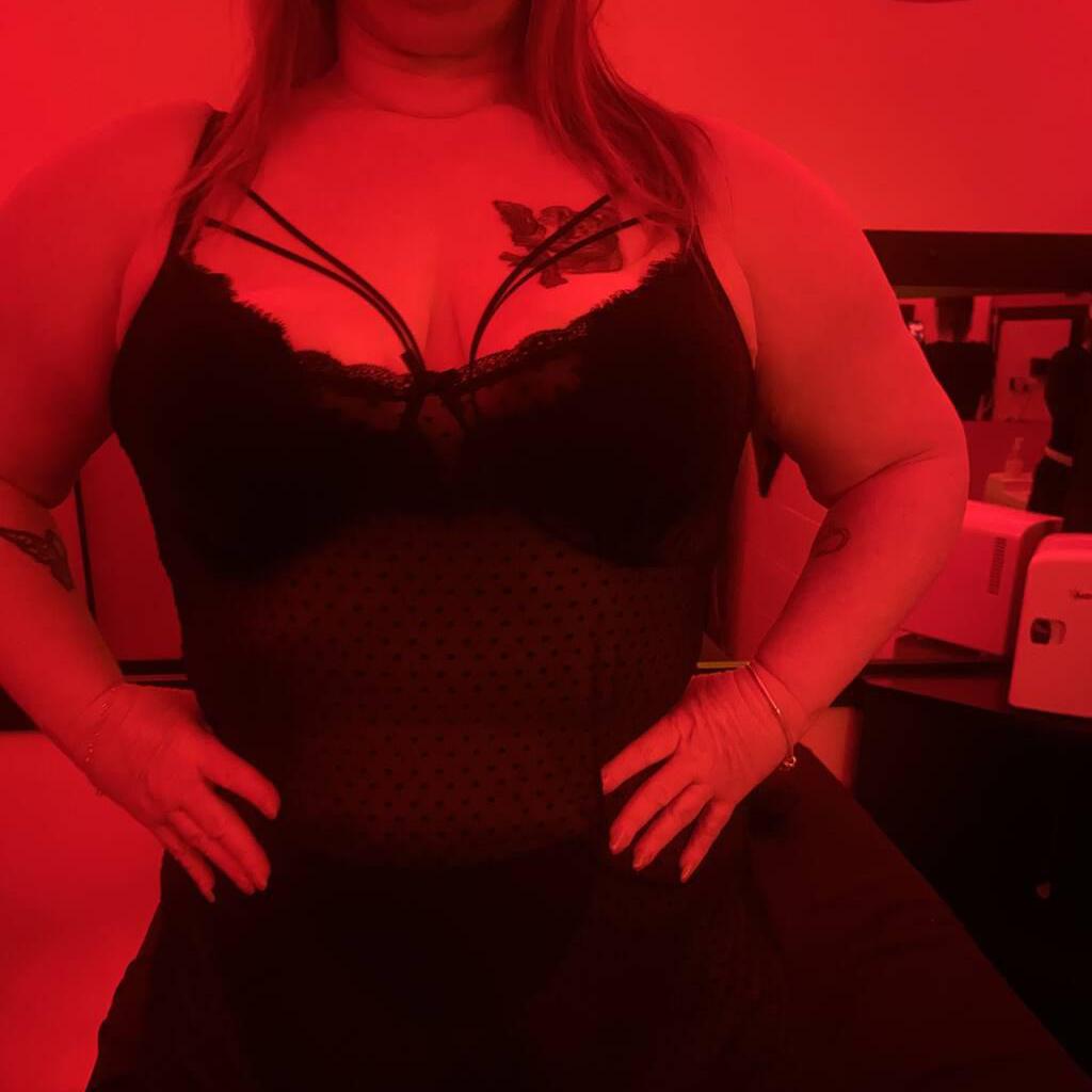 
                        Mandi
                     is Female Escorts. | Lethbridge | Alberta | Canada | escortsaffair.com 