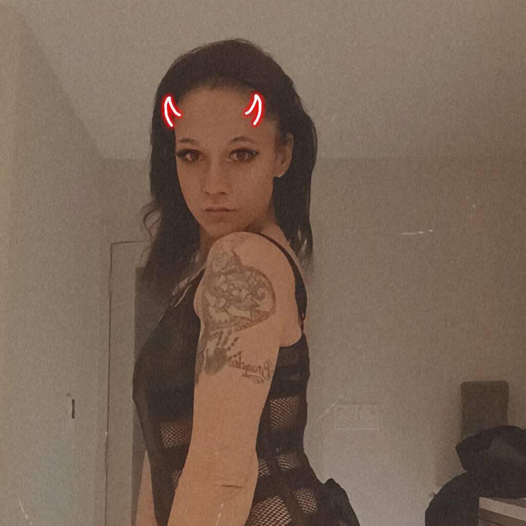 
                        Mercedes
                     is Female Escorts. | Barrie | Ontario | Canada | escortsaffair.com 