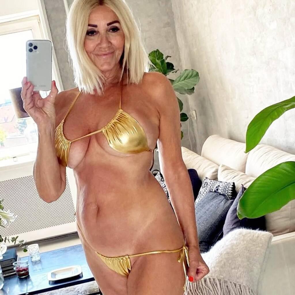 
                        Lena
                     is Female Escorts. | Ottawa | Ontario | Canada | escortsaffair.com 