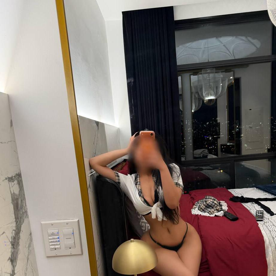 
                        Lina
                     is Female Escorts. | Oakville | Ontario | Canada | escortsaffair.com 