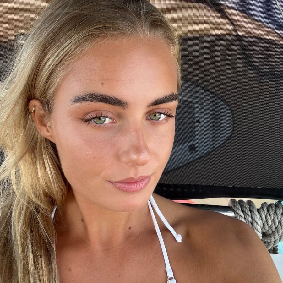 Francesca is Female Escorts. | Montreal | Quebec | Canada | escortsaffair.com 