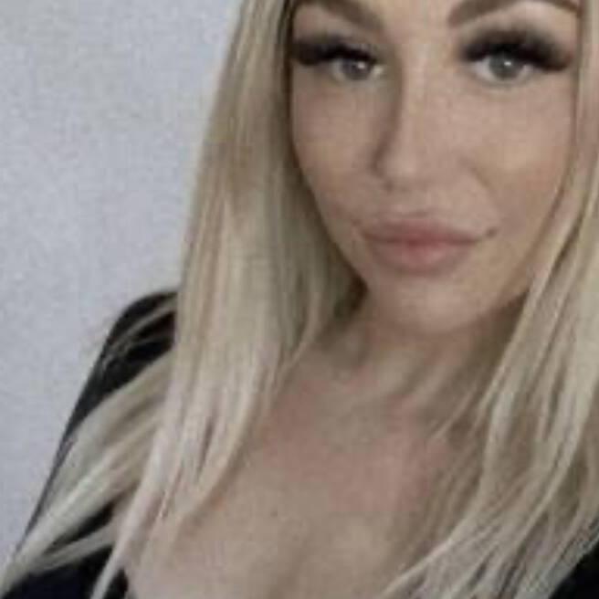 
                        Katie
                     is Female Escorts. | London | Ontario | Canada | escortsaffair.com 