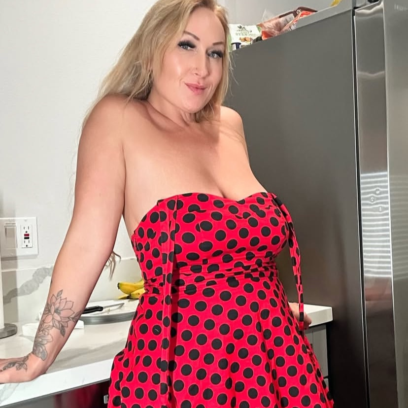 Roselynlisha is Female Escorts. | Battle Creek | Michigan | United States | escortsaffair.com 