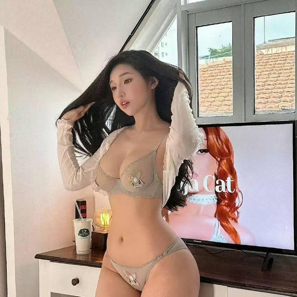 
                        SUNNY
                     is Female Escorts. | Edmonton | Alberta | Canada | escortsaffair.com 