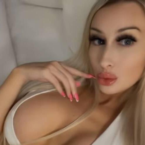 
                        Stella
                     is Female Escorts. | Oakville | Ontario | Canada | escortsaffair.com 