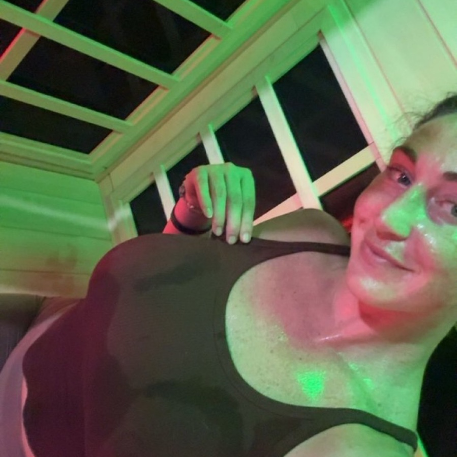 Roseline is Female Escorts. | Kelowna | British Columbia | Canada | escortsaffair.com 