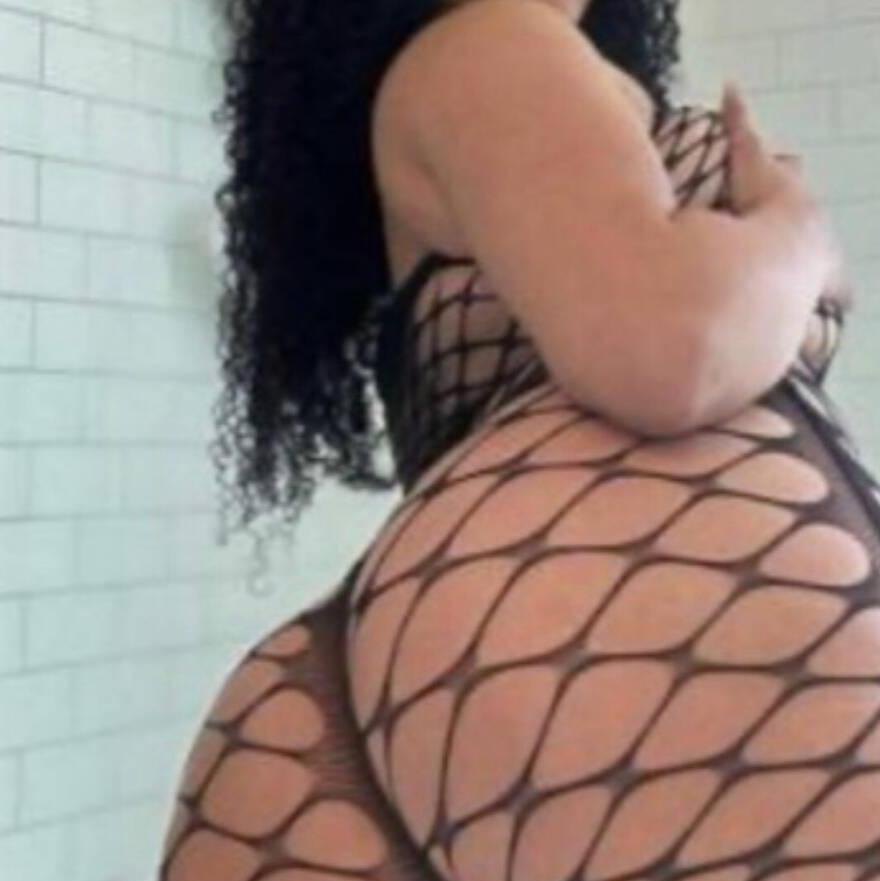 
                        Mina/ CASH
                     is Female Escorts. | Sault Ste Marie | Ontario | Canada | escortsaffair.com 