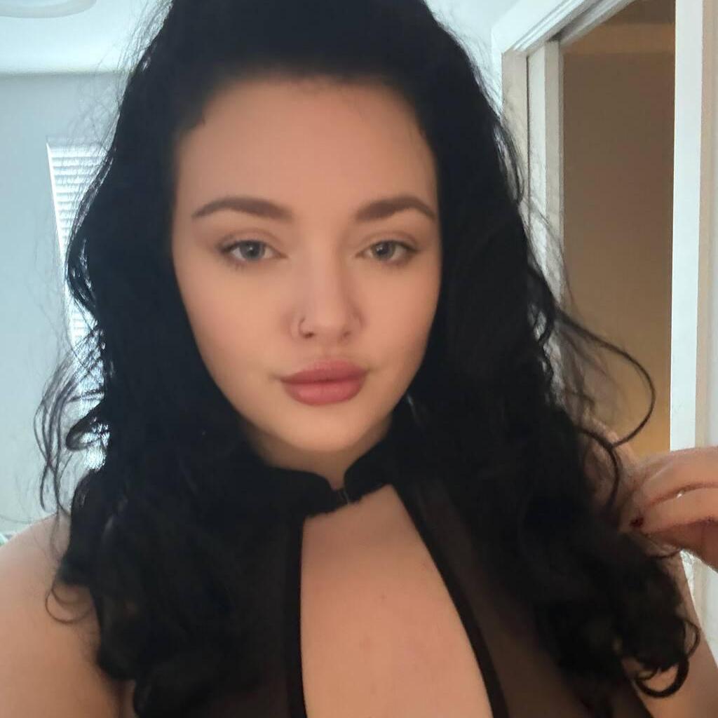 
                        Ravina Snow
                     is Female Escorts. | Vancouver | British Columbia | Canada | escortsaffair.com 