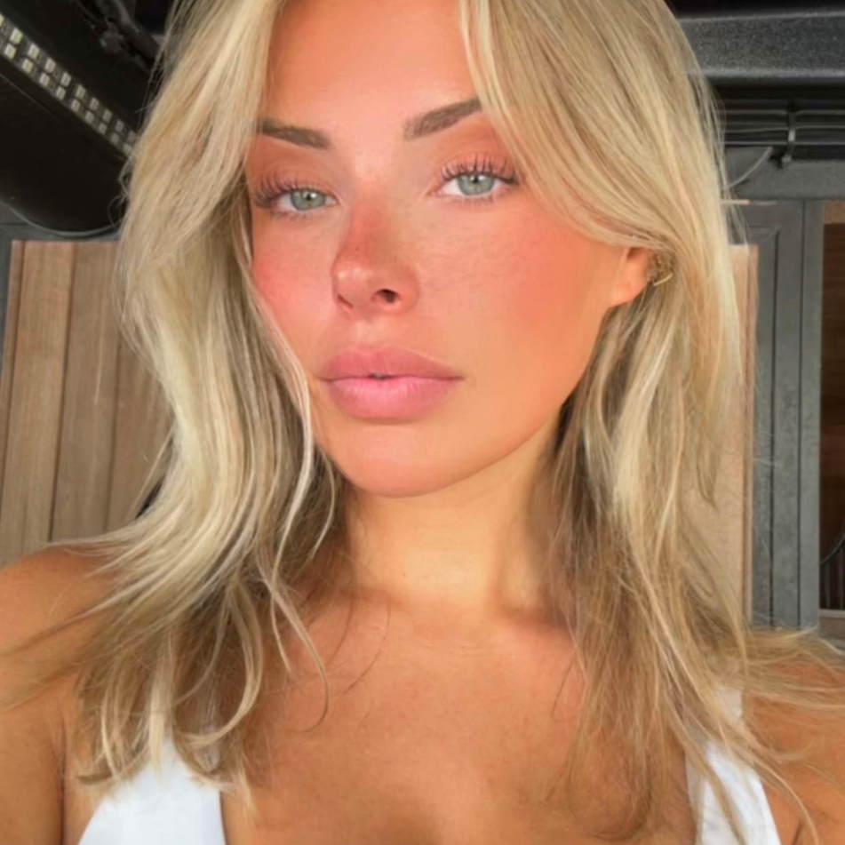 Kristin is Female Escorts. | Chicago | Illinois | United States | escortsaffair.com 