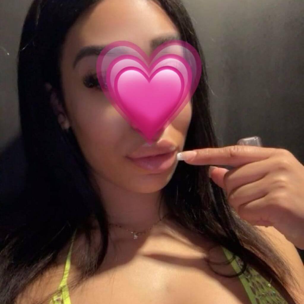 
                        Layla
                     is Female Escorts. | Quebec City | Quebec | Canada | escortsaffair.com 