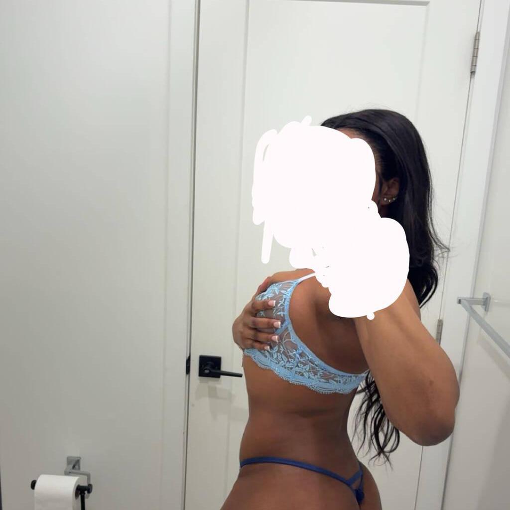 
                        Alyssa
                     is Female Escorts. | Quebec City | Quebec | Canada | escortsaffair.com 