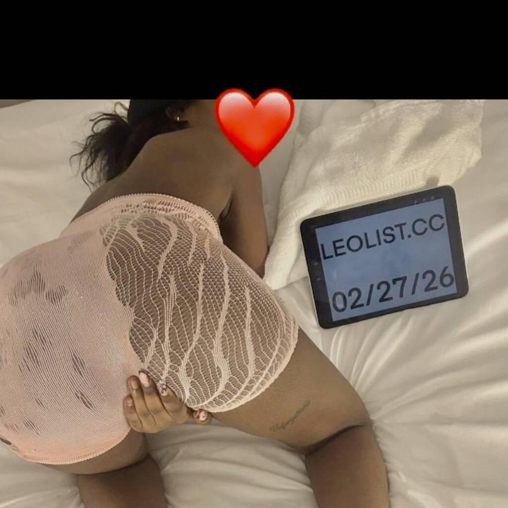 
                        Cherry
                     is Female Escorts. | Brampton | Ontario | Canada | escortsaffair.com 