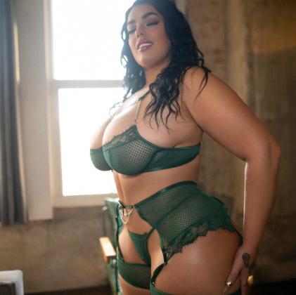  is Female Escorts. | Chicago Falls | Illinois | United States | escortsaffair.com 