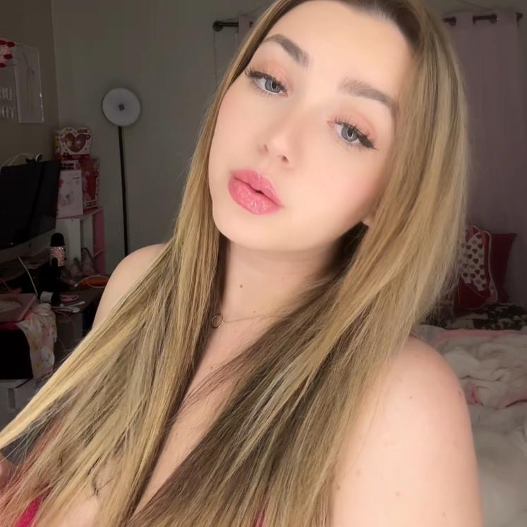 Leah is Female Escorts. | Nanaimo | British Columbia | Canada | escortsaffair.com 