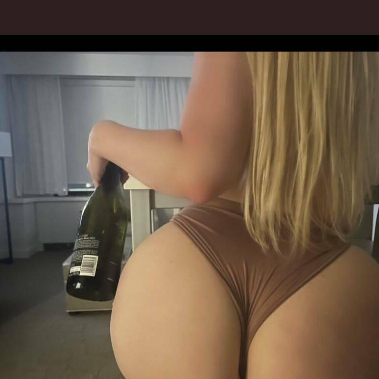 
                        Nihkky
                     is Female Escorts. | Sarnia | Ontario | Canada | escortsaffair.com 