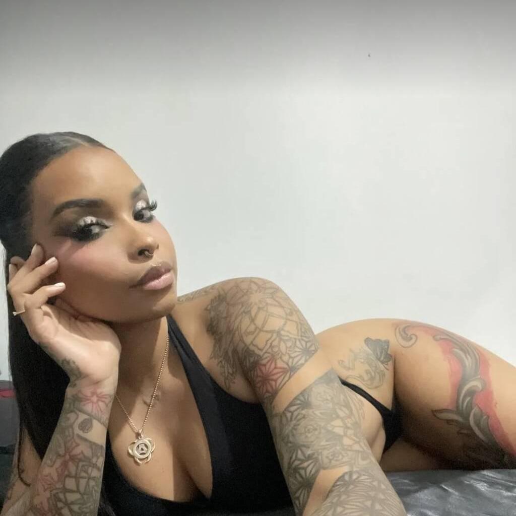 
                        guillenn
                     is Female Escorts. | Guelph | Ontario | Canada | escortsaffair.com 