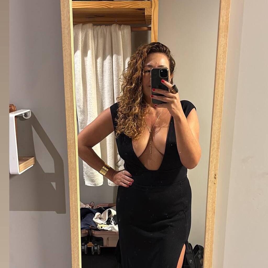 
                        Rose
                     is Female Escorts. | Quebec City | Quebec | Canada | escortsaffair.com 