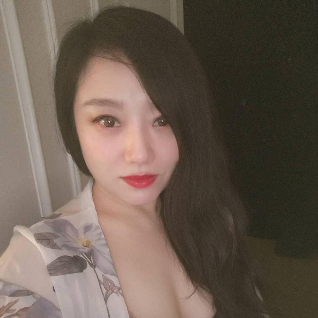 
                        Candy
                     is Female Escorts. | Calgary | Alberta | Canada | escortsaffair.com 