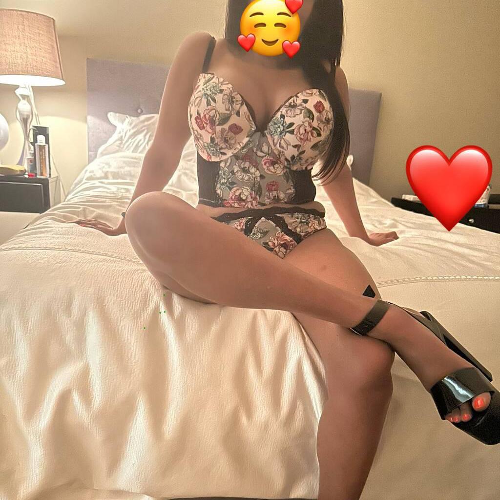 
                        Sara
                     is Female Escorts. | Calgary | Alberta | Canada | escortsaffair.com 