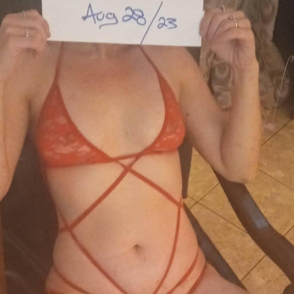 
                        Mackenzie
                     is Female Escorts. | Moncton | New Brunswick | Canada | escortsaffair.com 