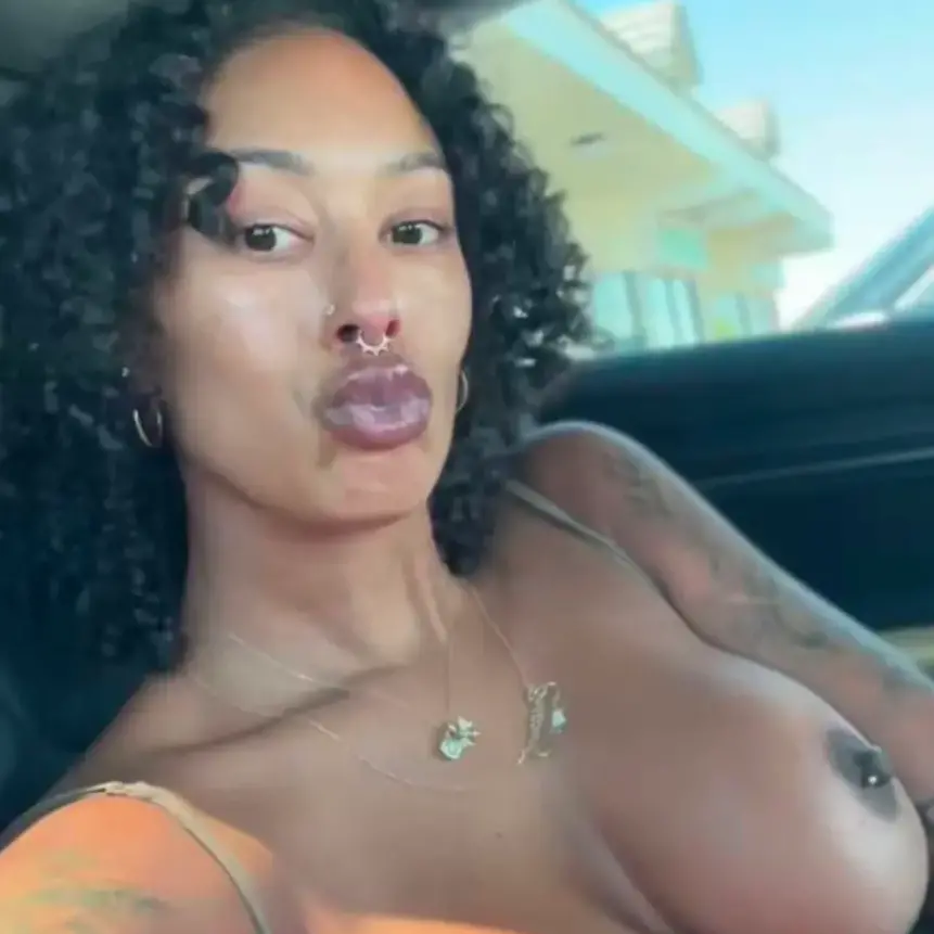 Ashley is Female Escorts. | Calgary | Alberta | Canada | escortsaffair.com 