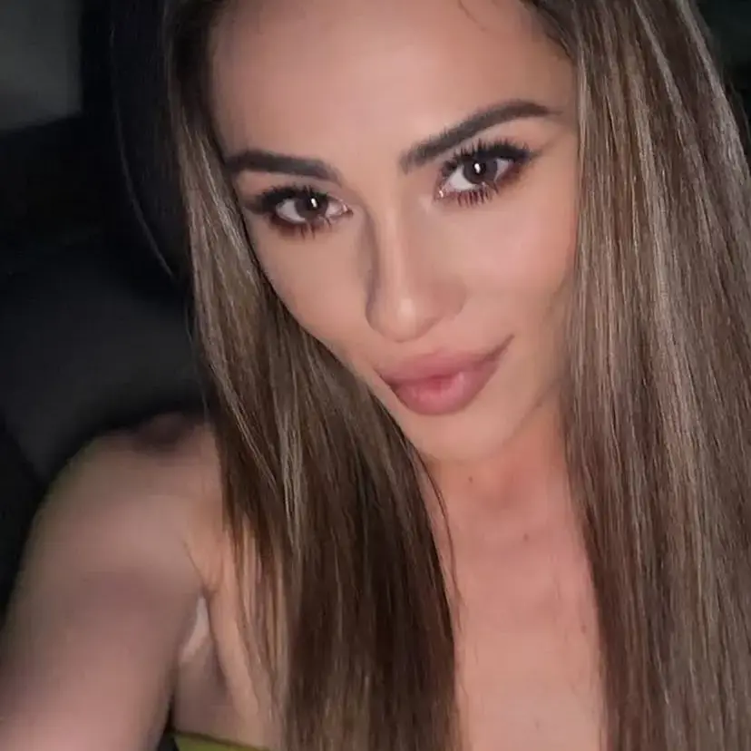 Mackenzie is Female Escorts. | Ottawa | Ontario | Canada | escortsaffair.com 