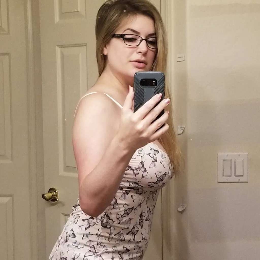
                        Lina
                     is Female Escorts. | St. Albert | Alberta | Canada | escortsaffair.com 