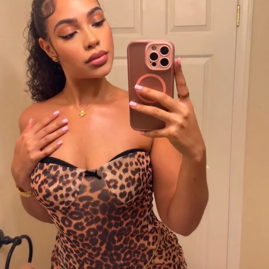 Liliana is Female Escorts. | Vancouver | British Columbia | Canada | escortsaffair.com 