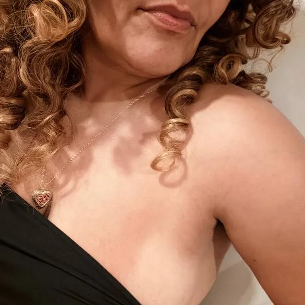 
                        Taylor
                     is Female Escorts. | Kingston | Ontario | Canada | escortsaffair.com 