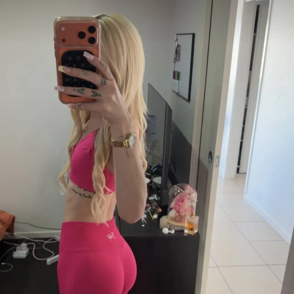 
                        Summer
                     is Female Escorts. | Grande Prairie | Alberta | Canada | escortsaffair.com 