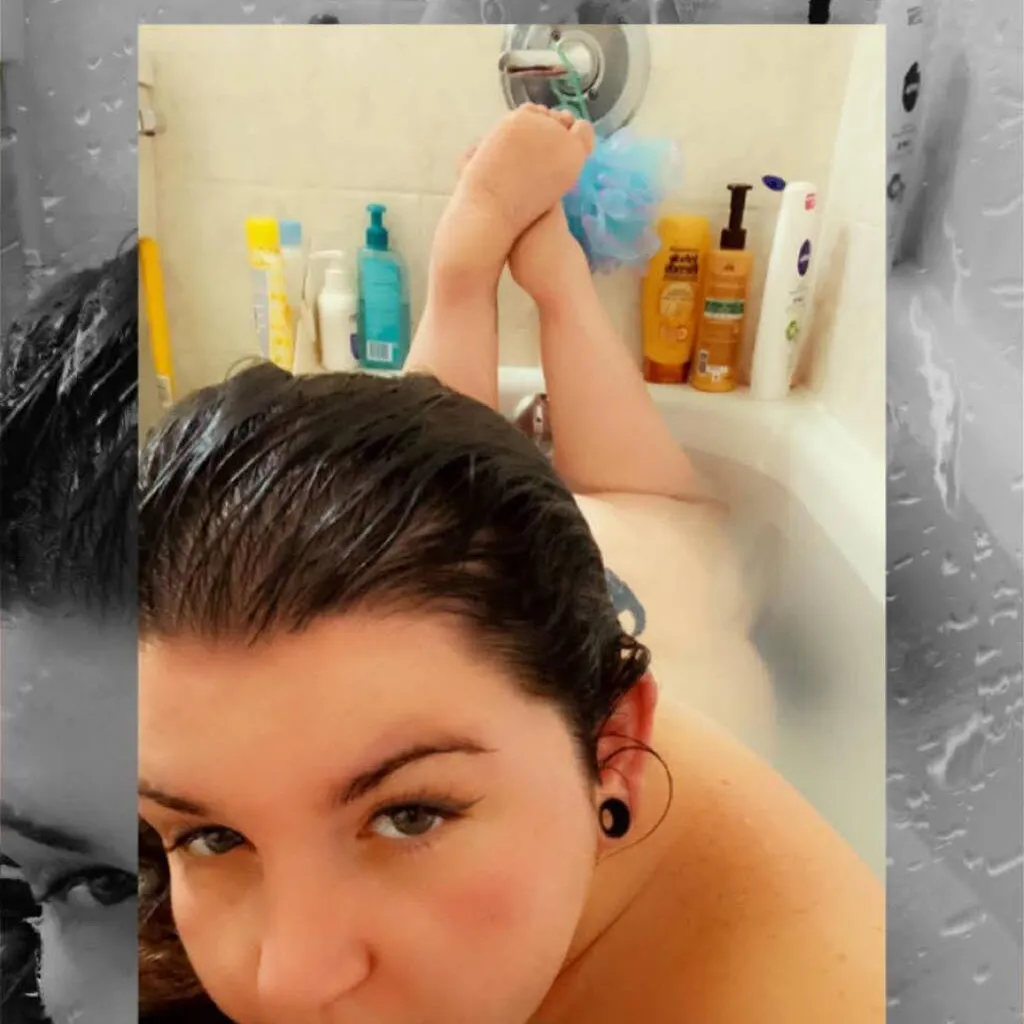 
                        Sav
                     is Female Escorts. | Ottawa | Ontario | Canada | escortsaffair.com 