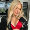 Susan is Female Escorts. | Iowa City | Iowa | United States | escortsaffair.com 