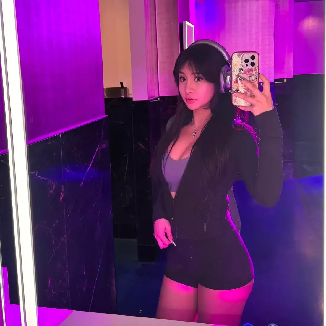 Lina is Female Escorts. | Grande Prairie | Alberta | Canada | escortsaffair.com 