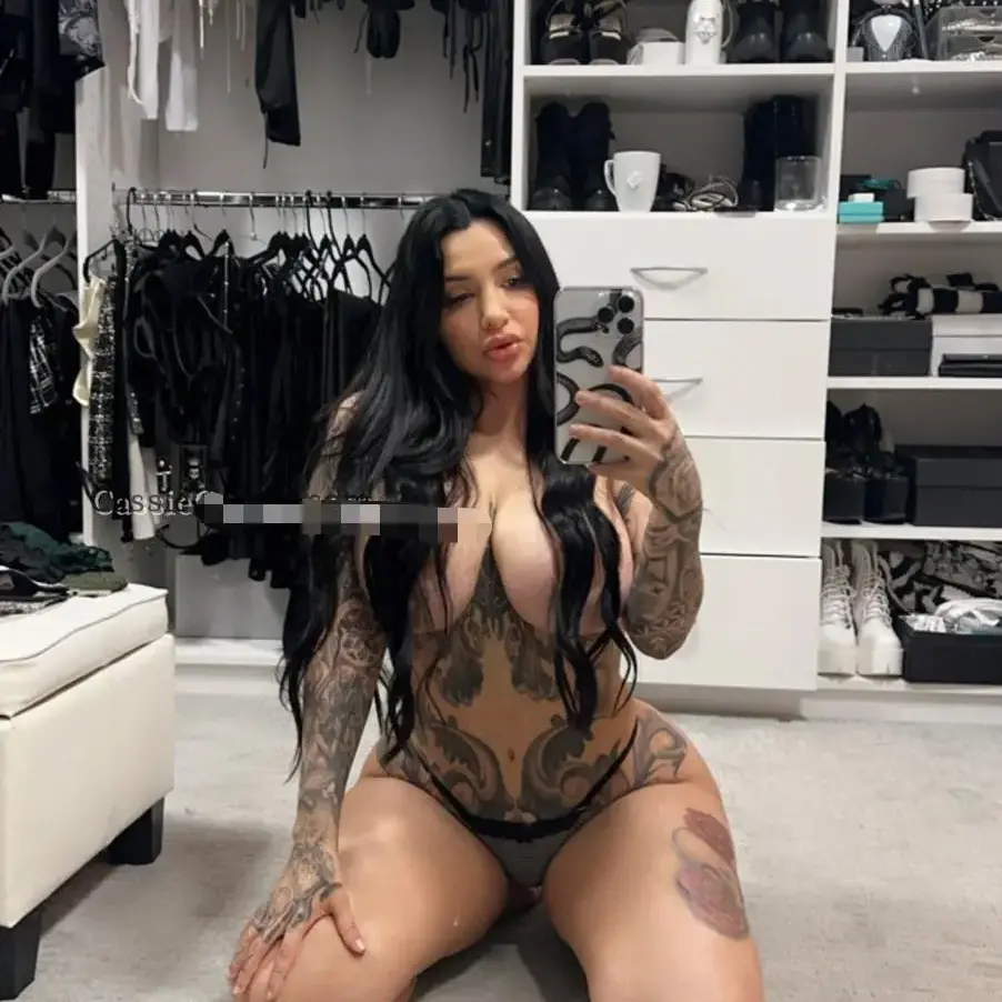 Cassie is Female Escorts. | Abbotsford | British Columbia | Canada | escortsaffair.com 