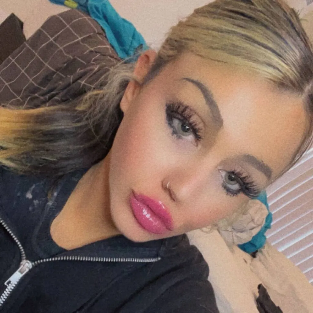 
                        Lily
                     is Female Escorts. | Hamilton | Ontario | Canada | escortsaffair.com 