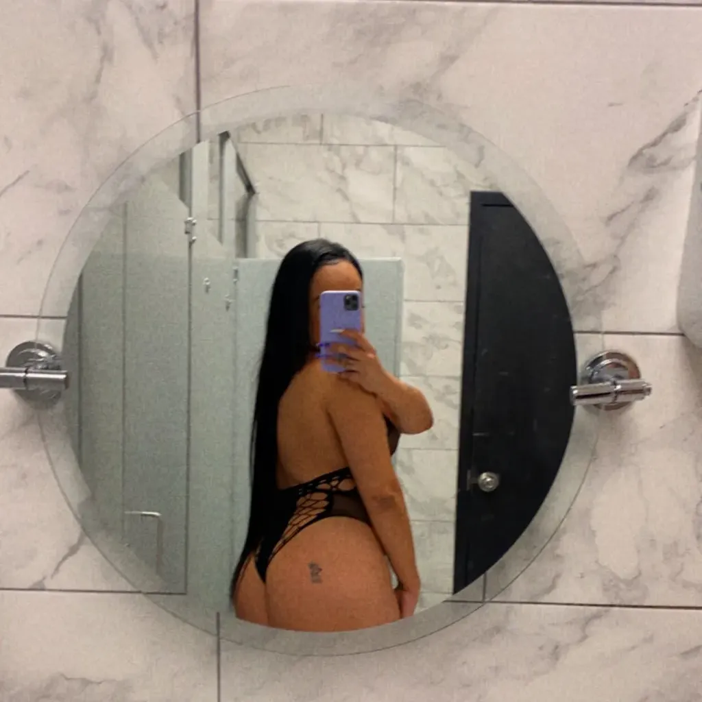 
                        Hailey
                     is Female Escorts. | Barrie | Ontario | Canada | escortsaffair.com 