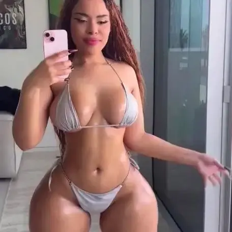 Cynthia Snow is Female Escorts. | Toronto | Ontario | Canada | escortsaffair.com 