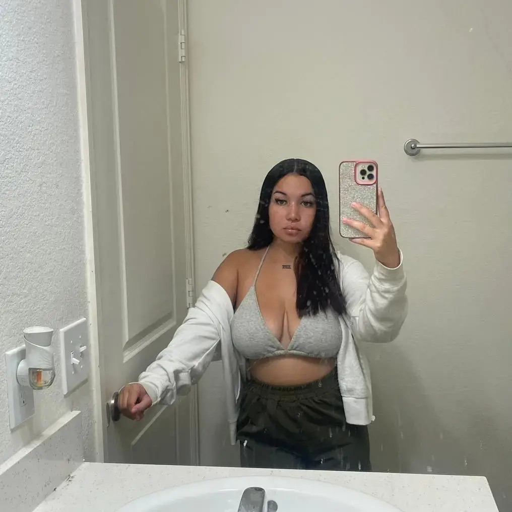 Ronda Webb is Female Escorts. | Calgary | Alberta | Canada | escortsaffair.com 