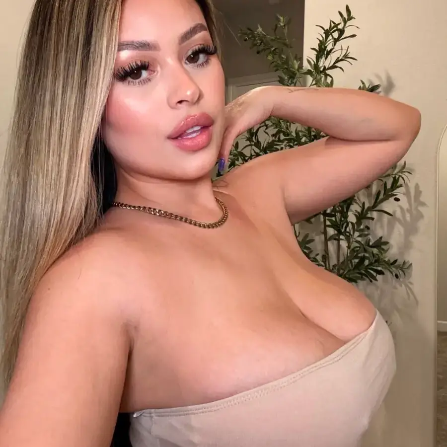 Sahlt is Female Escorts. | Myrtle Beach | South Carolina | United States | escortsaffair.com 