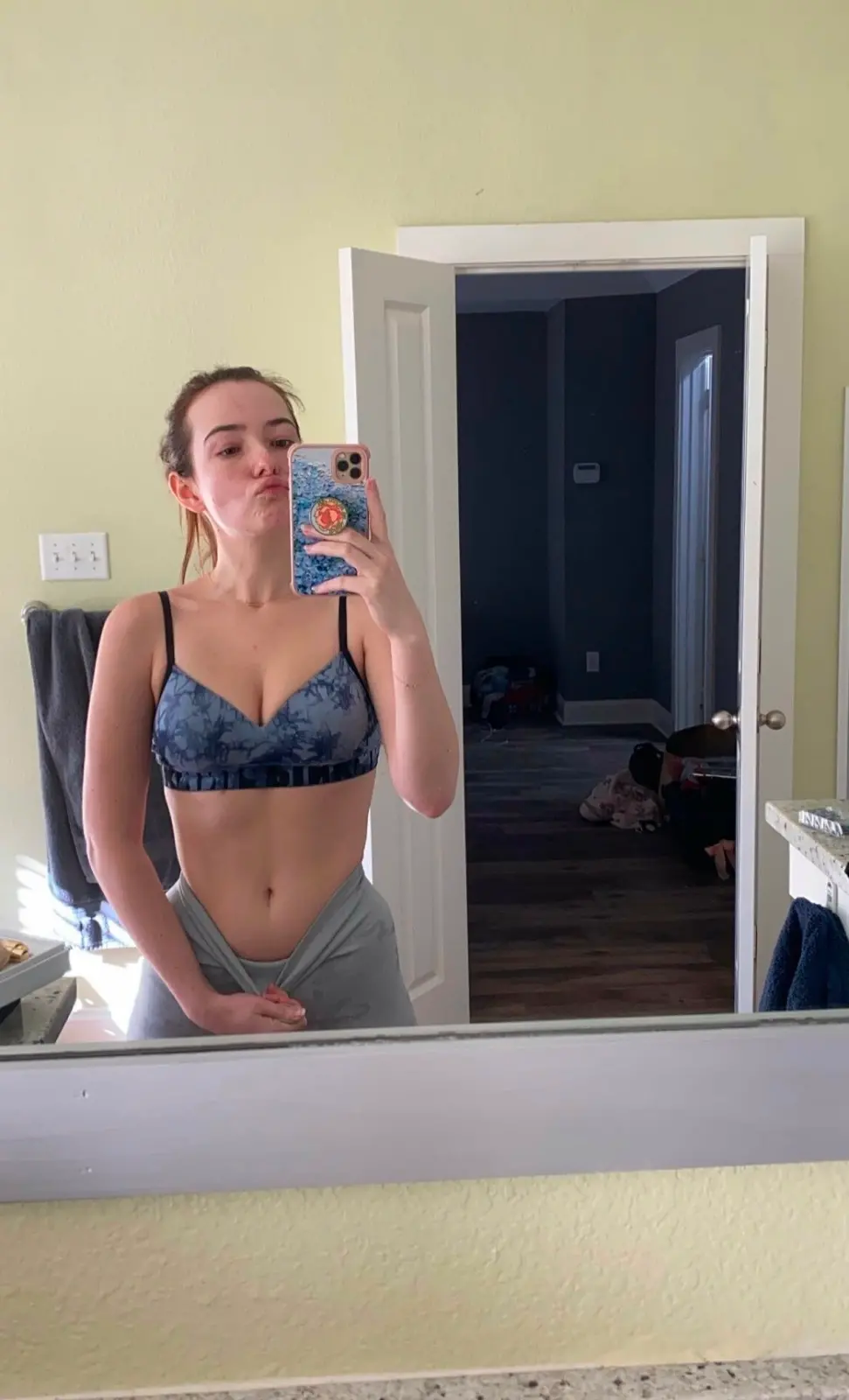 escorts