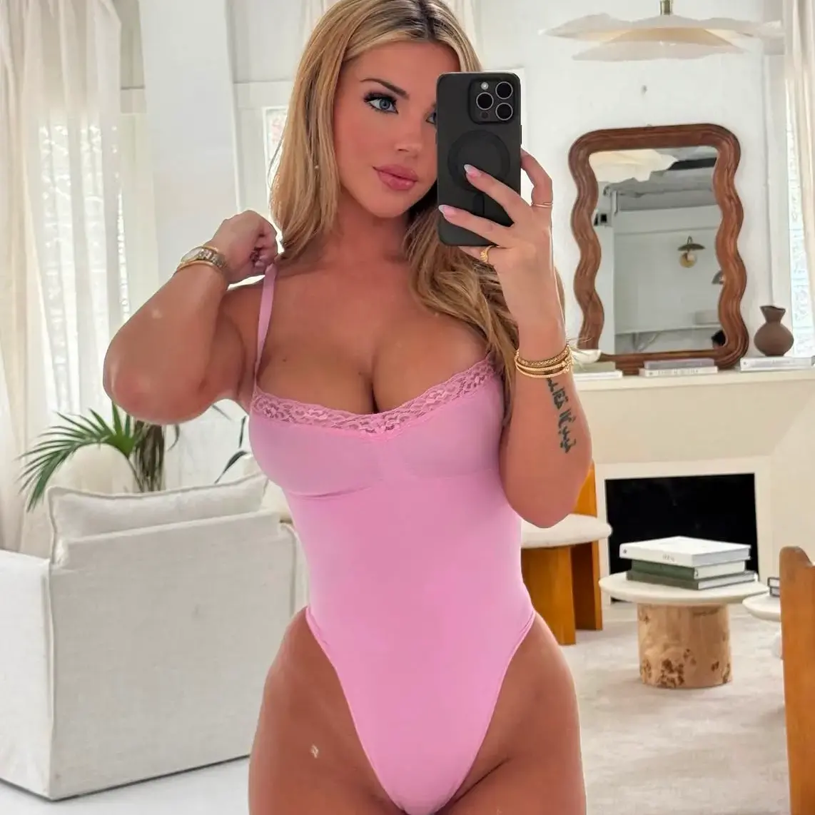 Hana is Female Escorts. | Brampton | Ontario | Canada | escortsaffair.com 