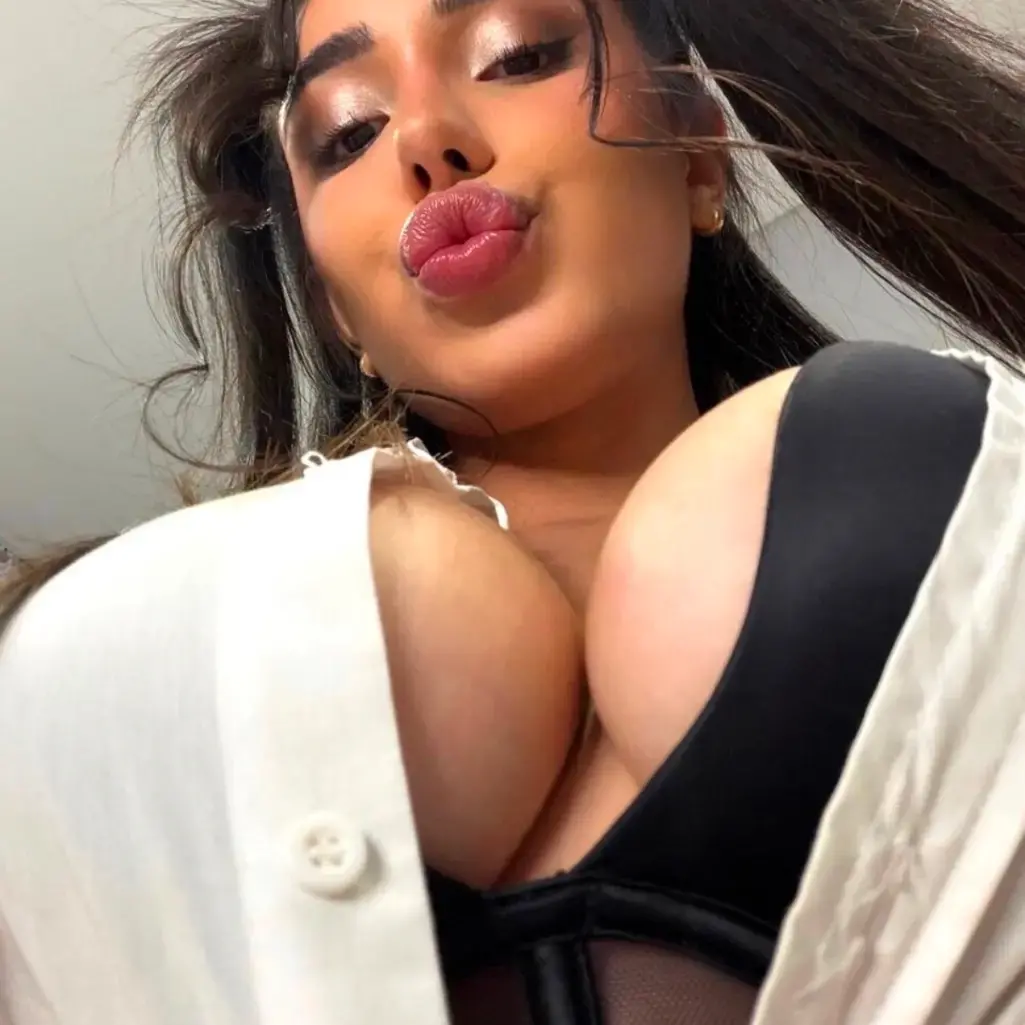 Kath is Female Escorts. | Montreal | Quebec | Canada | escortsaffair.com 