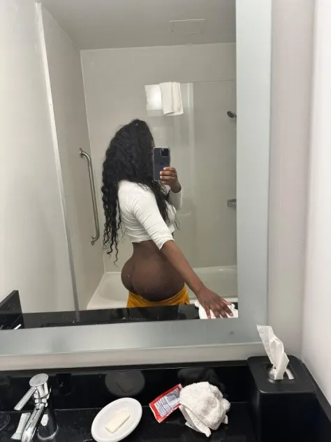 escorts