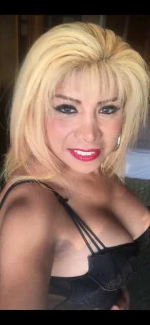 BEAUTIFUL and SEXXY HOTTBLONDE TRANSSEXUAL  LATINA