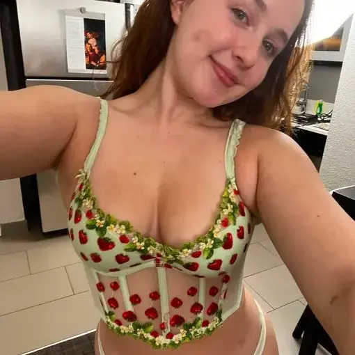 Kelly Hills is Female Escorts. | Markham | Ontario | Canada | escortsaffair.com 
