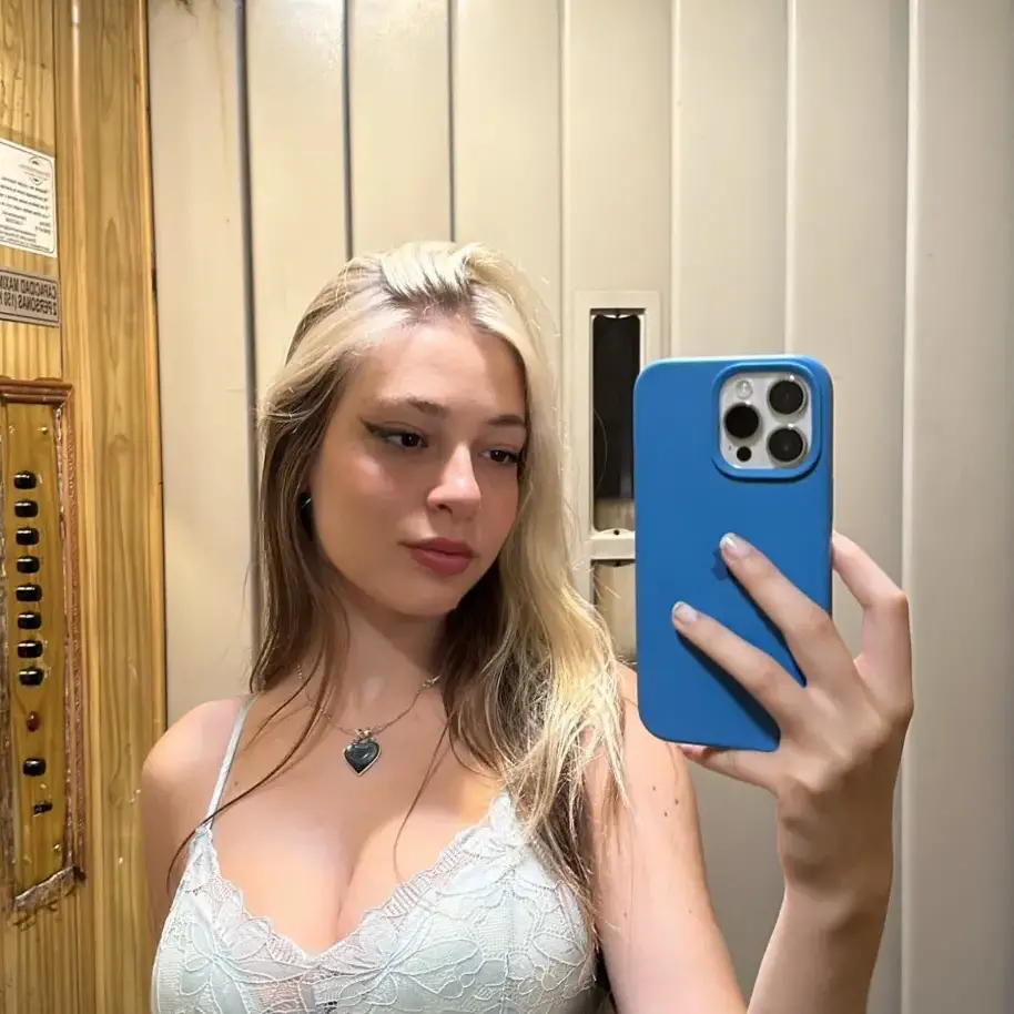 Rose is Female Escorts. | Mississauga | Ontario | Canada | escortsaffair.com 