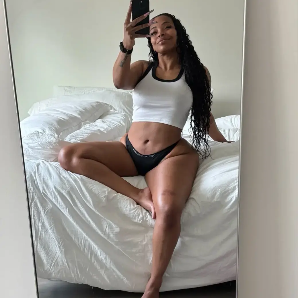 Samantha is Female Escorts. | Hamilton | Ontario | Canada | escortsaffair.com 