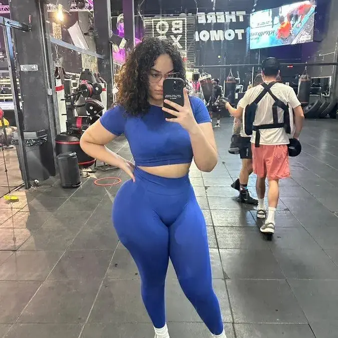 Daisy is Female Escorts. | London | Ontario | Canada | escortsaffair.com 