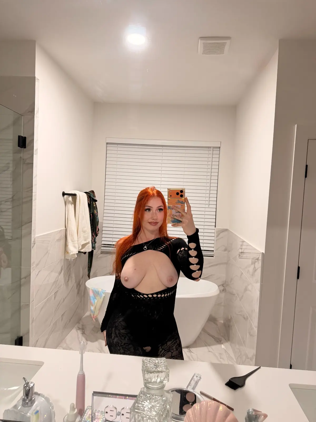 Available for hookups and relaxing massage 👅🍆💦💦 profile image