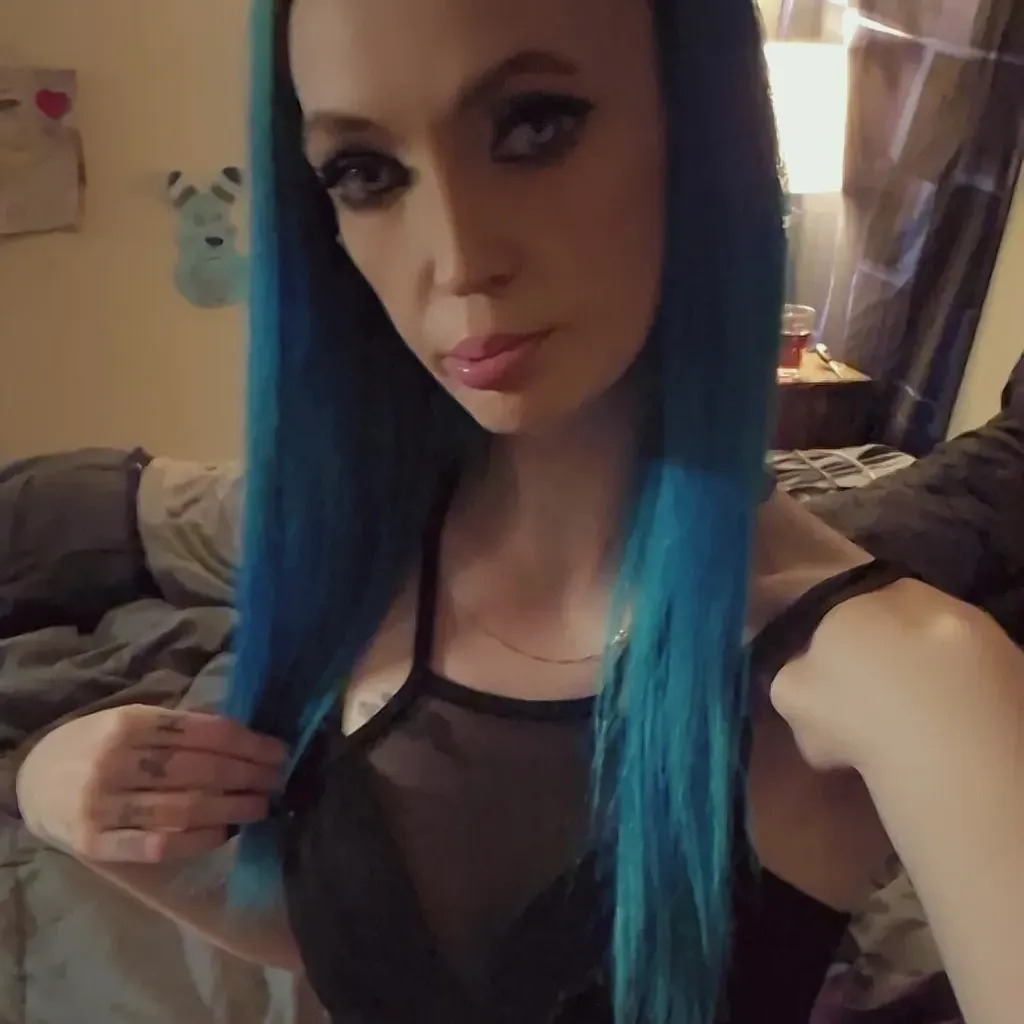 
                        Raven blu
                     is Female Escorts. | Hamilton | Ontario | Canada | escortsaffair.com 